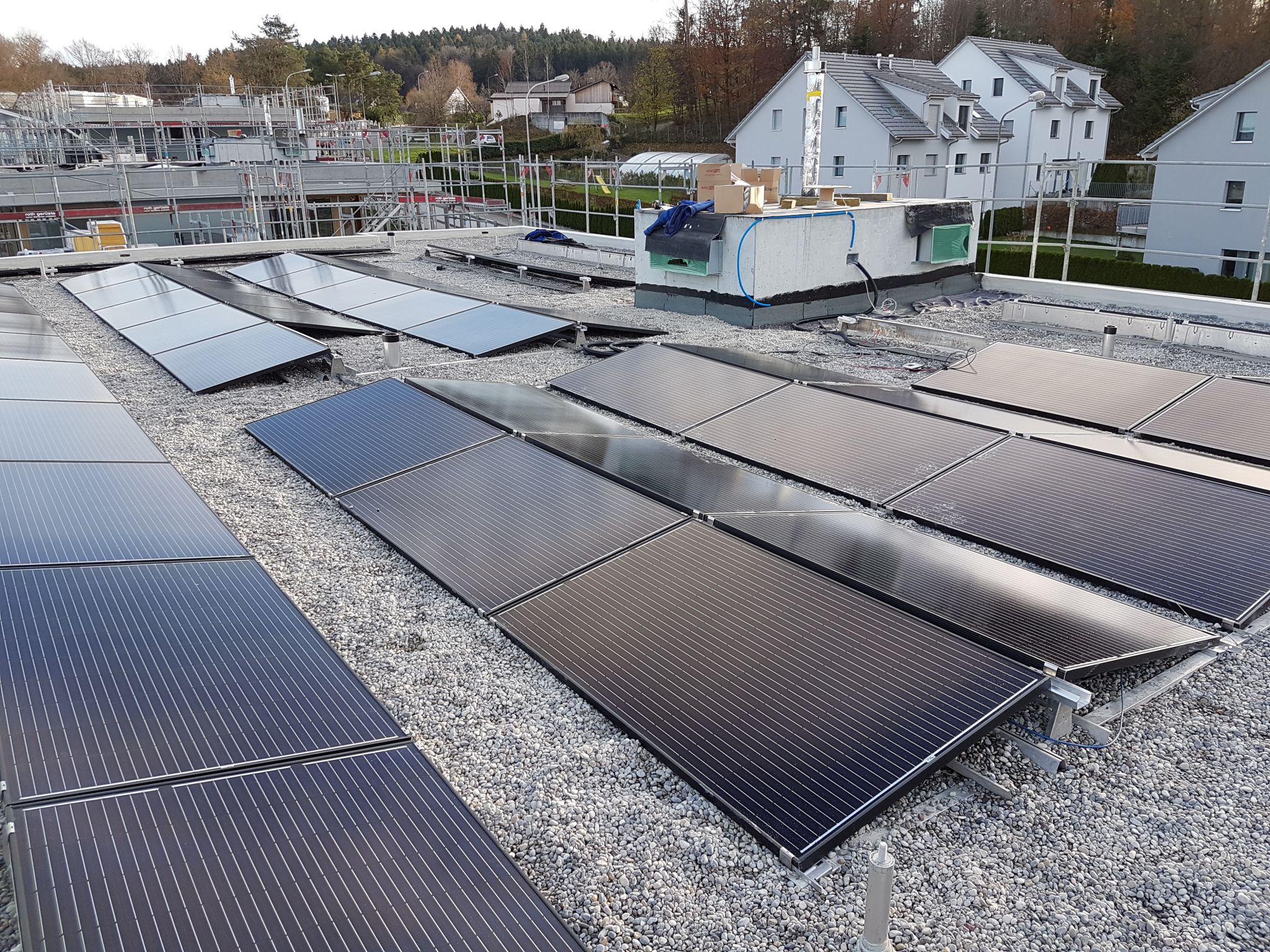 Realisation Solaranlagen Gemeinde Maur im Gütsch